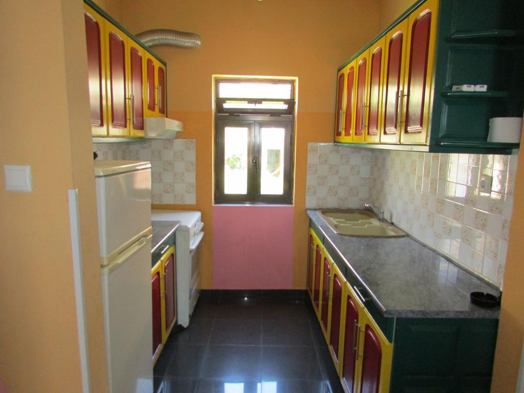 Apartamente Plazhi Sarandë Exteriör bild